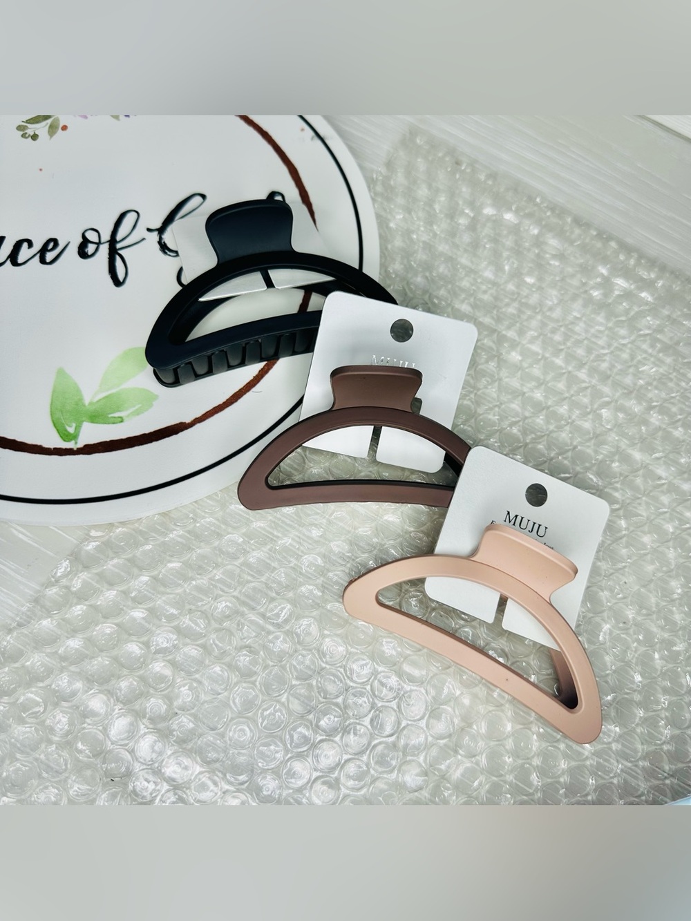 (3-Pack) Matte Hair Claw Clip - Black, Brown & Blush